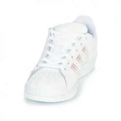 Chaussures Fille Baskets basses adidas Originals SUPERSTAR C Blanc / Iridescent -Baskets mode Soldes 18898647 500 C