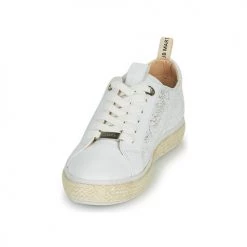 Chaussures Femme Baskets basses JB Martin 1INAYA Blanc 6 Chaussures Femme Baskets basses JB Martin 1INAYA Blanc -Baskets mode Soldes 18940166 500 C