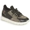 Chaussures Garçon Baskets basses Guess BRODY Noir