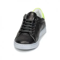 Chaussures Enfant Baskets basses Young Elegant People EDEN Noir / Jaune fluo -Baskets mode Soldes 6486801 500 C